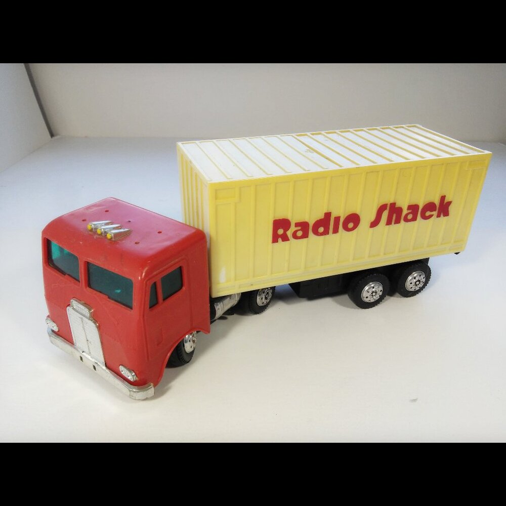 Vintage Radio Shack / Tandy "Computer" Battery Powered Toy Delivery Truck - READ